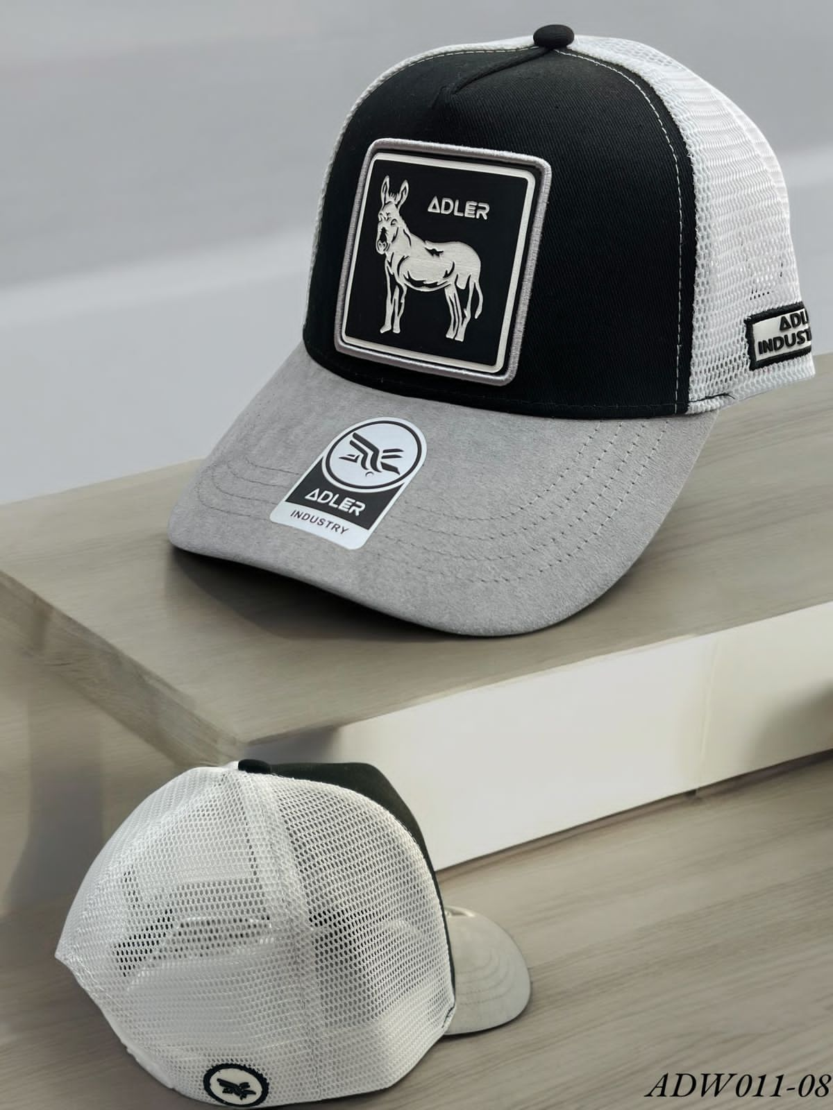 Gorras Equinas Bordadas