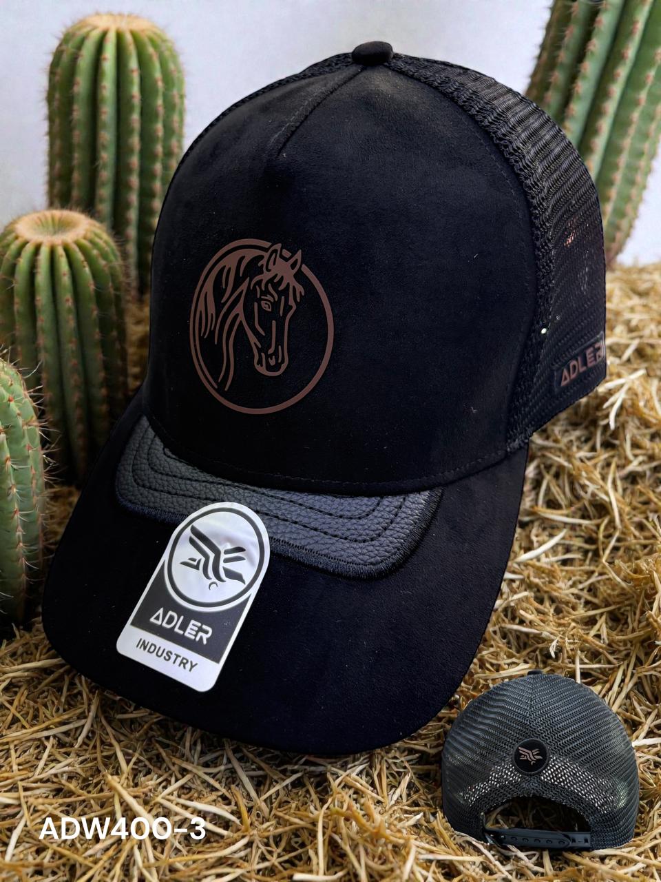 CATÁLOGO GORRAS EQUINAS IMPORTADAS TOCA LA IMAGEN Y DESLIZA PARA VER MAS DISEÑOS