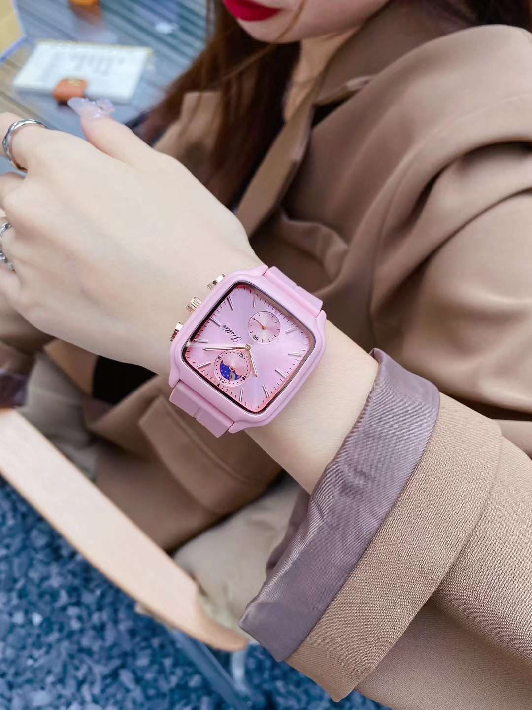 RELOJ SCOTTIE DAMA