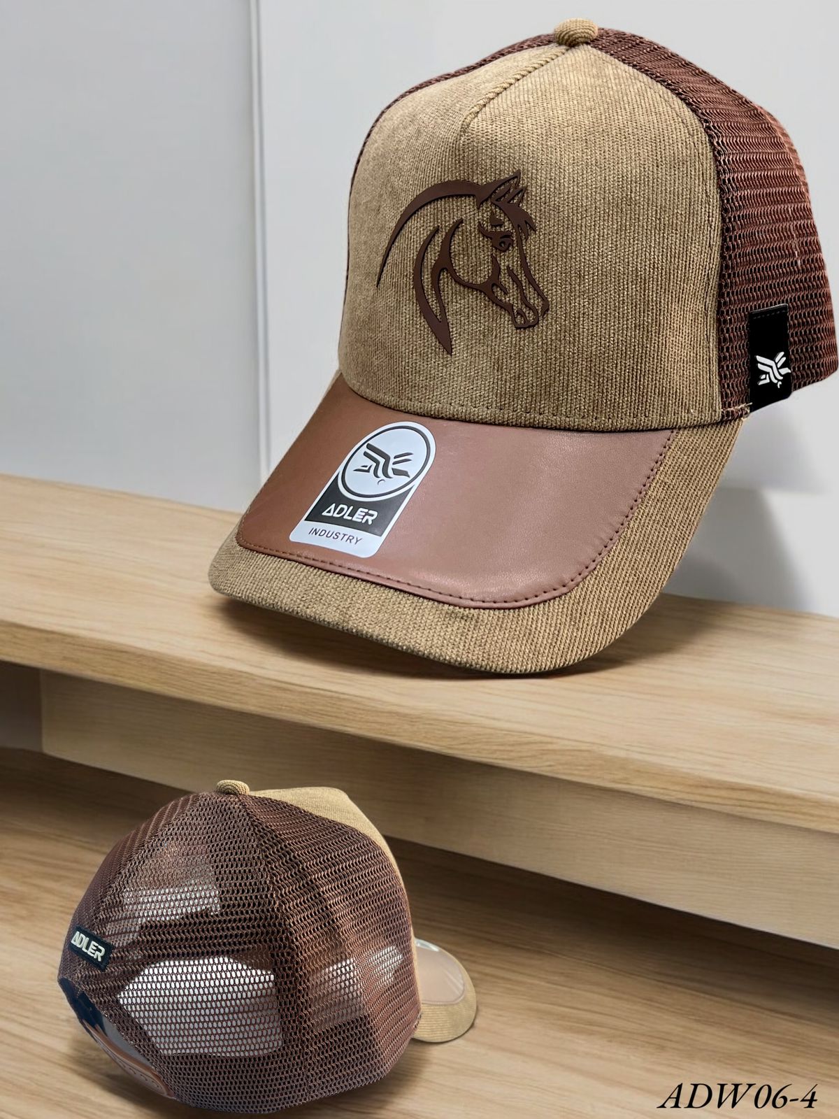 Gorras Equinas Bordadas