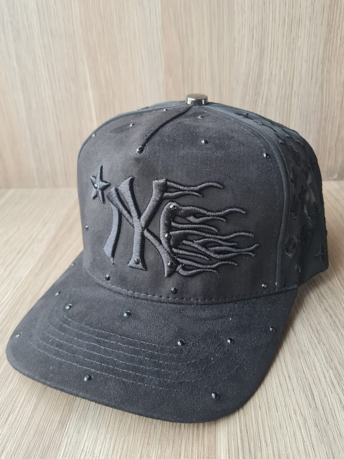 CATÁLOGO GORRAS BÉLICAS TOCA LA IMAGEN Y DESLIZA PARA VER MAS DISEÑOS