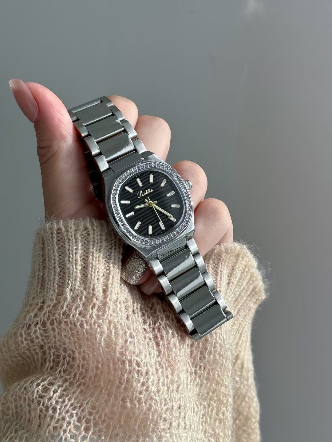 RELOJ SCOTTIE DAMA