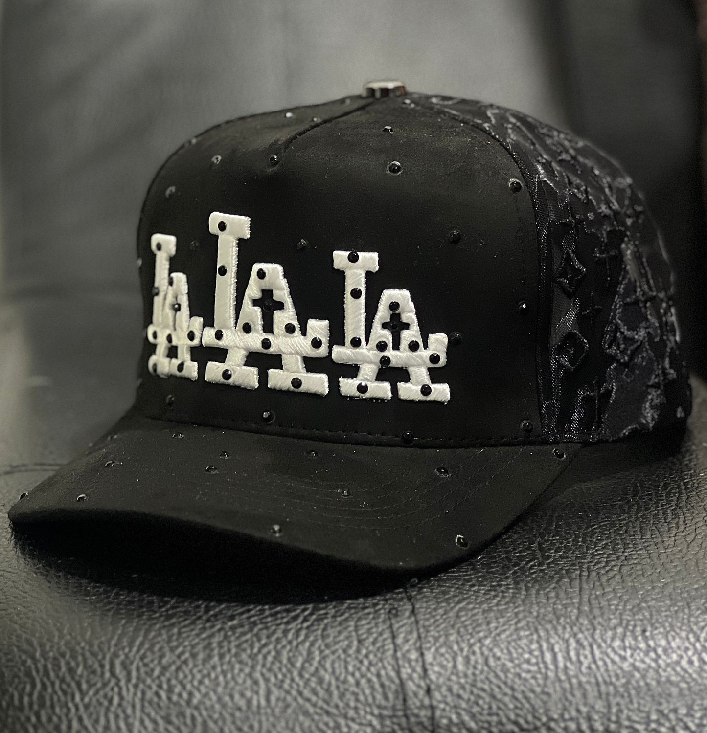 CATÁLOGO GORRAS BÉLICAS TOCA LA IMAGEN Y DESLIZA PARA VER MAS DISEÑOS